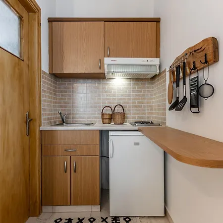 Anastasia Aegean View 公寓式酒店 *